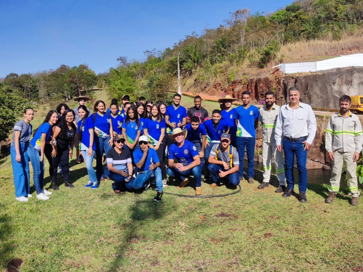ALUNOS DA REDE ESTADUAL DE ENSINO VISITAM PCH SANTANA I