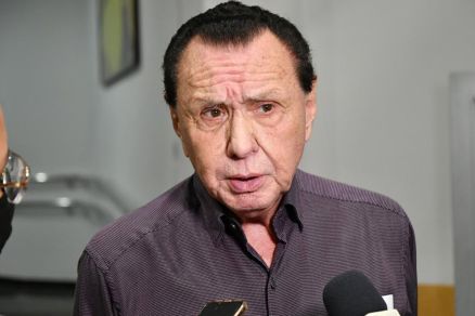 Bezerra cita derrota eleitoral e quer aposentadoria de R$ 35 mil