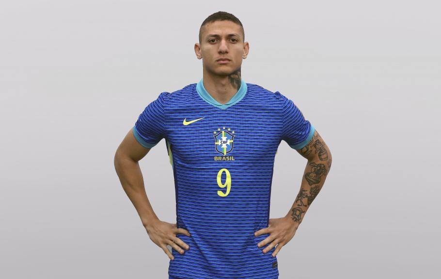 Brasil estreia novo uniforme diante da Inglaterra e jogará de azul em Wembley; veja camisa