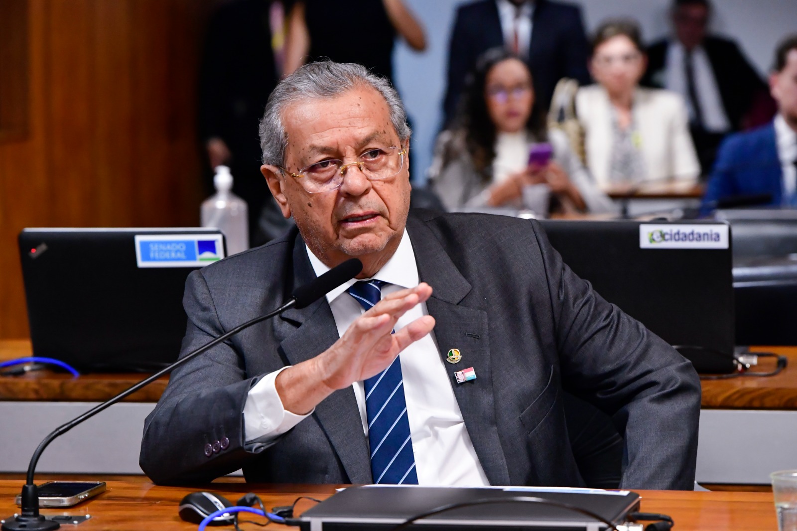 BUSCANDO SOLUÇÕES JAYME COBRA MEDIDAS URGENTES E CONDENA OBRAS PARALISADAS EM TODO BRASIL