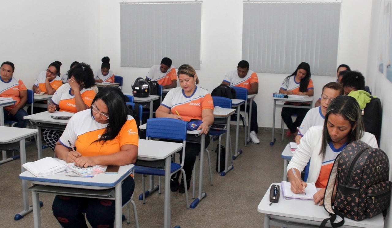 CAPACITAÇÃO E HUMANIZAÇÃO
