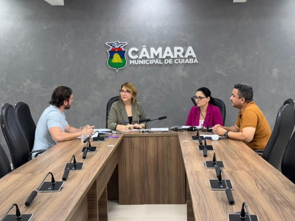 CCJR dá parecer favorável a projeto que pode permitir a Abilio contratar mais médicos temporários