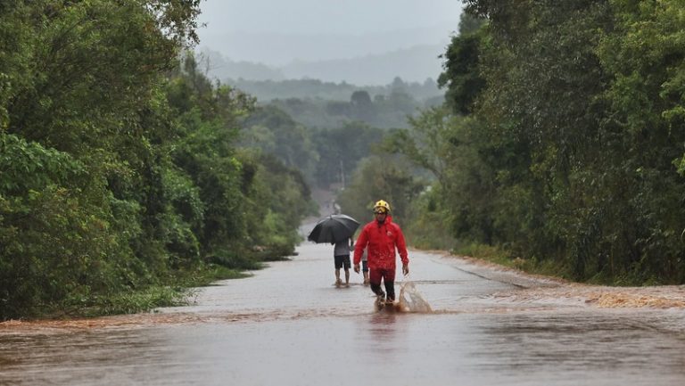 Chuvas no RS: por que chove tanto no estado?; entenda as causas