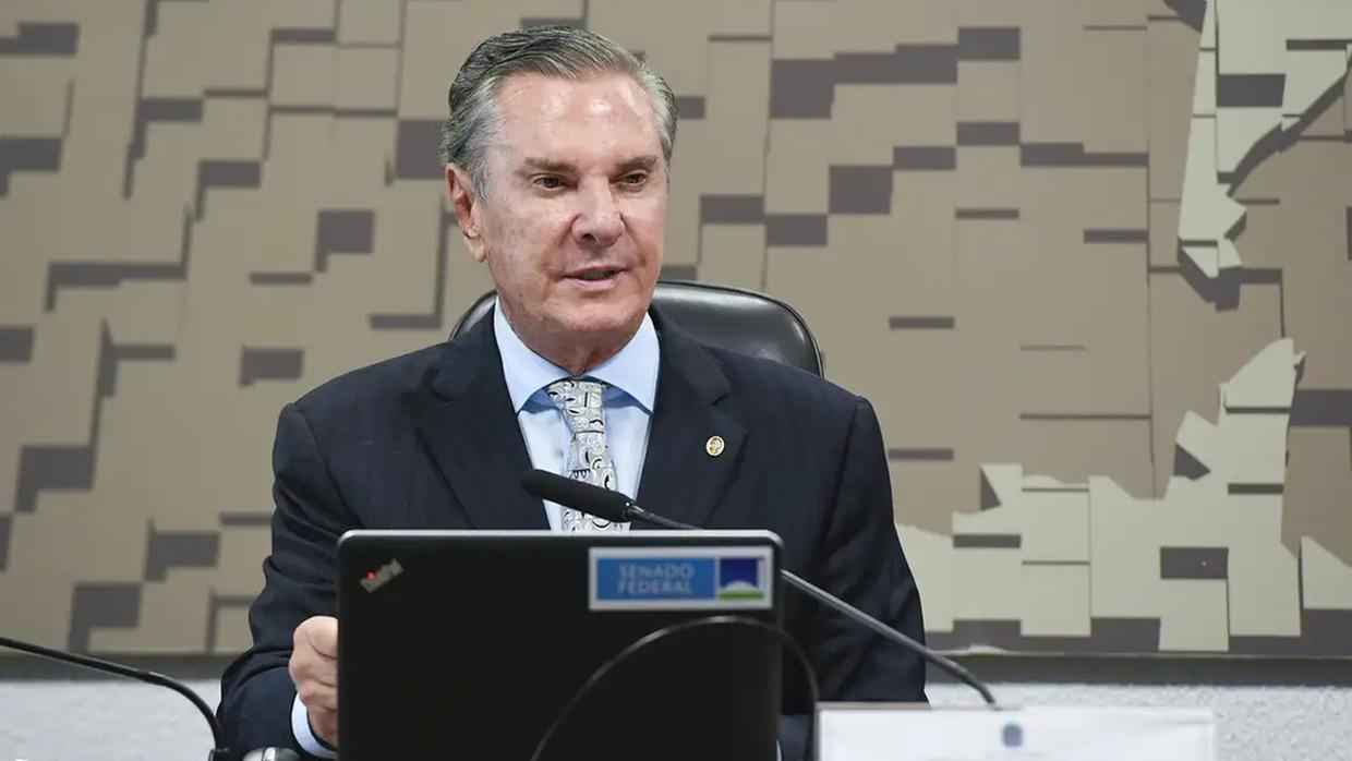 Collor cumpre prisão domiciliar em cobertura de luxo avaliada em cerca de R$ 9 milhões
