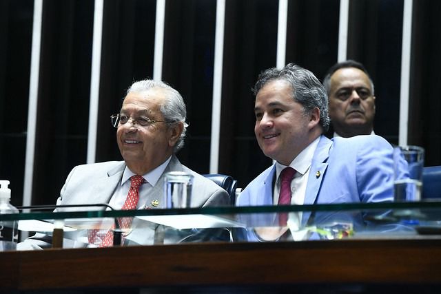 CONGRESSO DERRUBA VETOS E JAYME CELEBRA “GARANTIA DE EMPREGO” E “PAZ NO CAMPO”