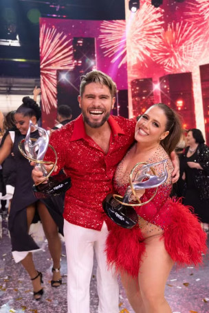 Dança dos Famosos: Final consagra Tati Machado campeã; confira as apresentações!