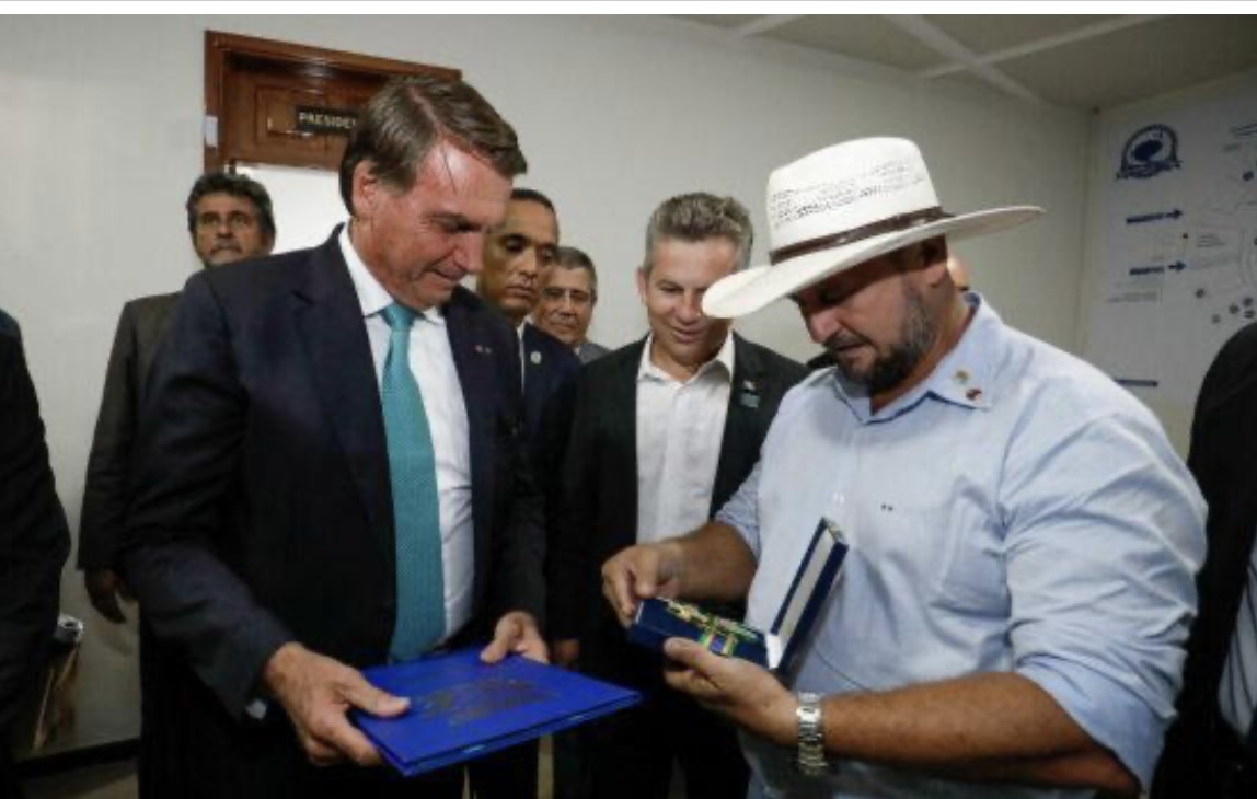 Ex-presidente Jair Bolsonaro manifesta solidariedade a Cattani após assassinato de sua filha