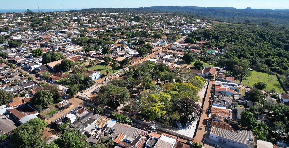 Governo de MT entrega primeiro ponto de Wi-Fi livre e assina ordem de serviço para obra da Feira do Produtor em Chapada