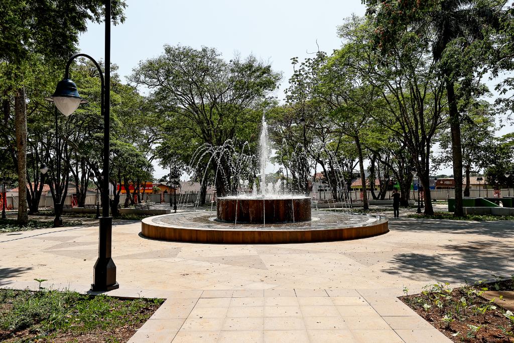 Inauguração da praça de Chapada dos Guimarães é transferida para o próximo sábado (16)
