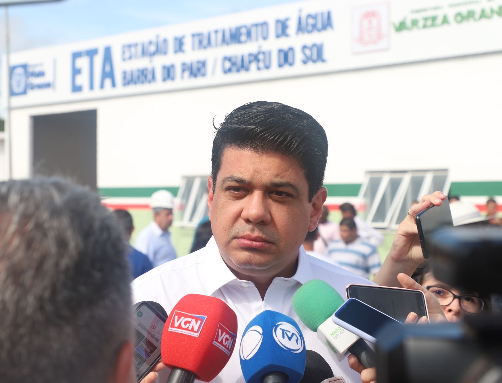 Kalil antecipa pagamento do salário de março do funcionalismo com reajuste