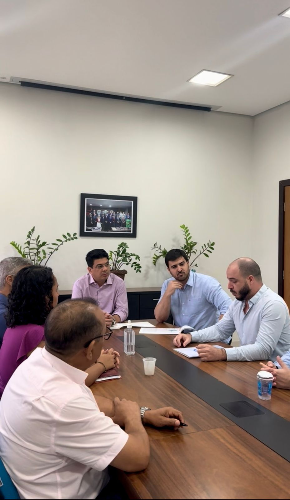 KALIL BARACAT SE REUNIU COM PRÓ-REITORES DA UFMT E COM O DEPUTADO FEDERAL EMANUEL PINHEIRO NET, ALÉM DO SENADOR JAYME CAMPOS E GARANTIU APOIO DA ADMINISTRAÇÃO MUNICIPAL PARA TRANSFORMAR A CIDADE EM UM POLO EDUCACIONAL