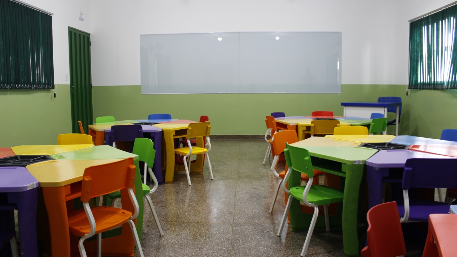 KALIL ENTREGA OBRAS DE REQUALIFICAÇÃO E ANUNCIA REDE MUNICIPAL DE EDUCAÇÃO 100% REVITALIZADA