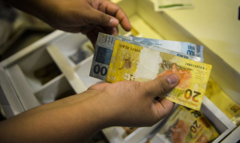 Mais de 40 milhões simulam consignado para CLT até este domingo