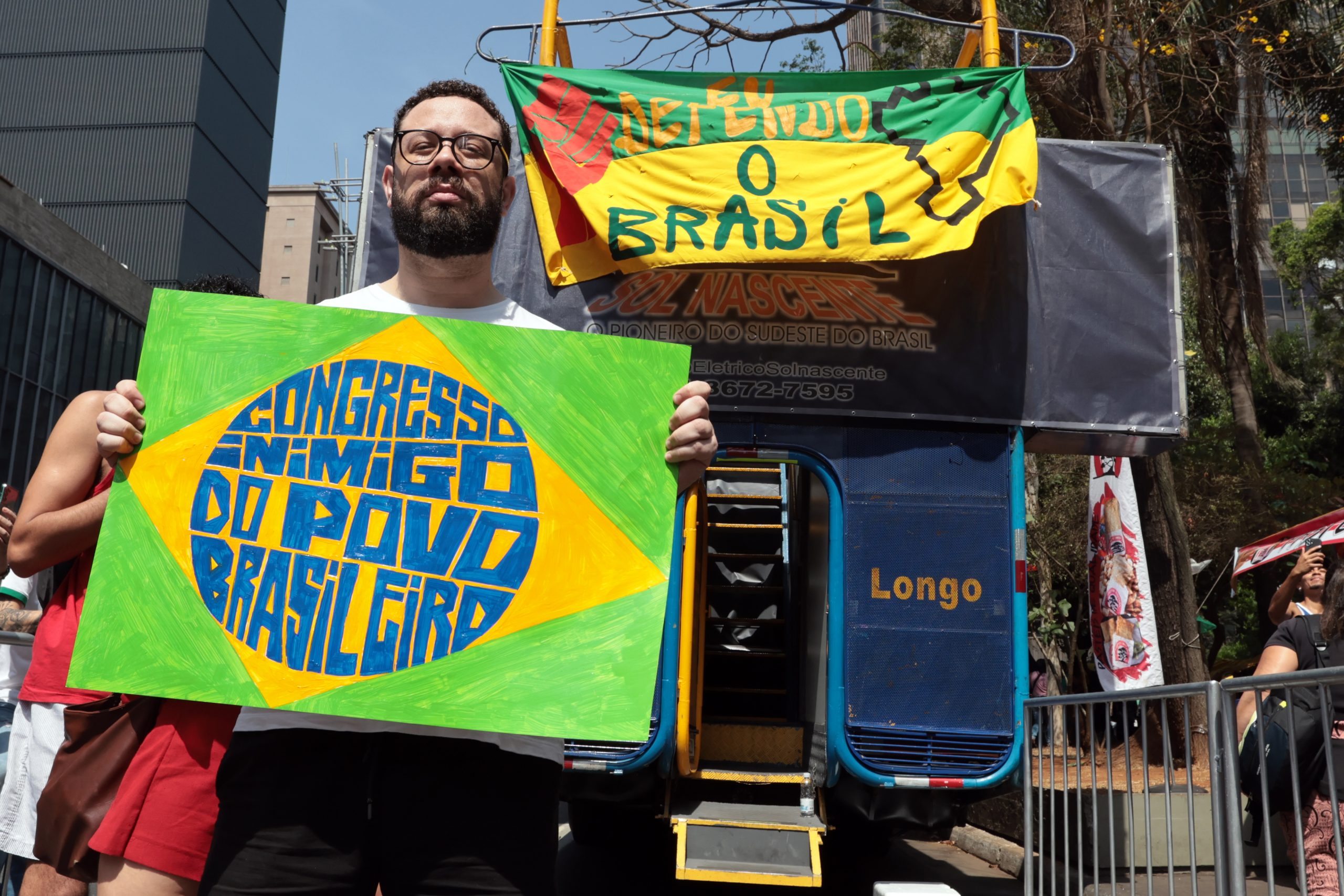 Manifestações contra anistia e PEC da Blindagem ocorrem em mais de 30 cidades do país