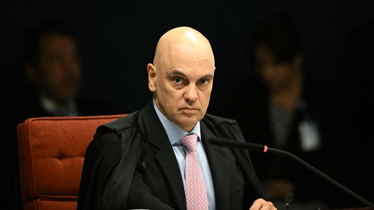Moraes lista 13 atos que mostram atuação de "organização criminosa"; veja