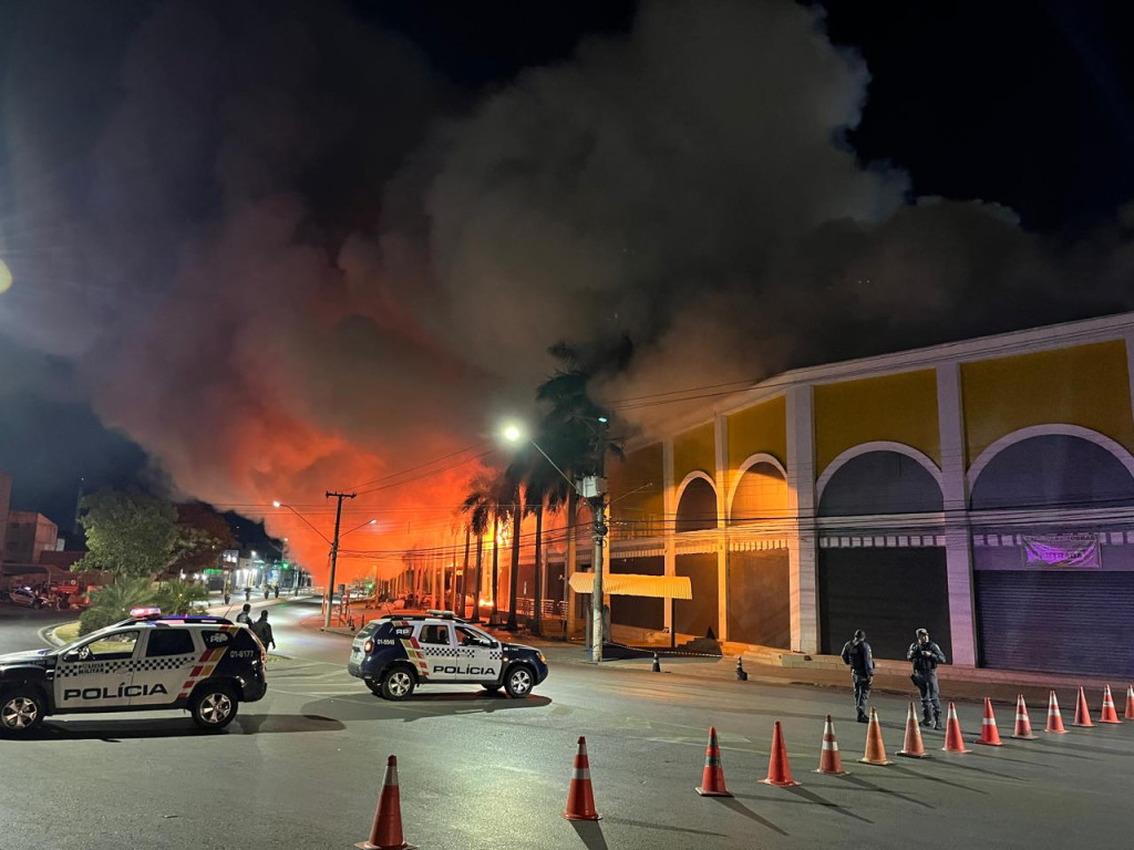 Não há indícios de que incêndio foi criminoso, diz delegado sobre destruição