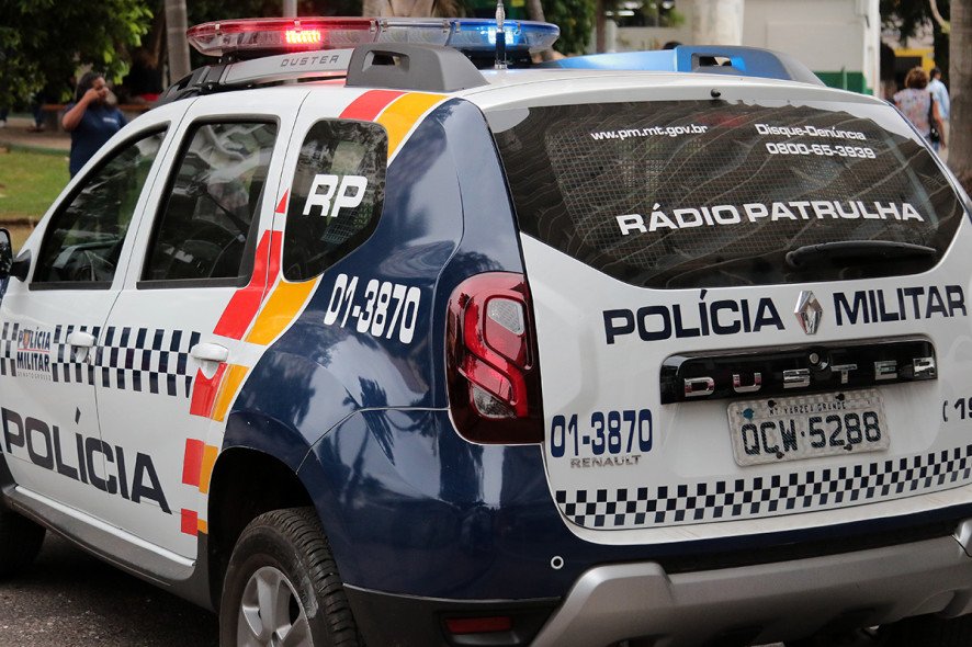 Homem é preso em Sinop após agressão e ameaça de morte contra esposa com faca