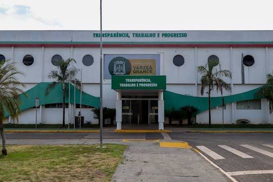 Servidor de Carreira Assume Secretaria de Saúde de Várzea Grande Após Afastamento do Secretário de Governo