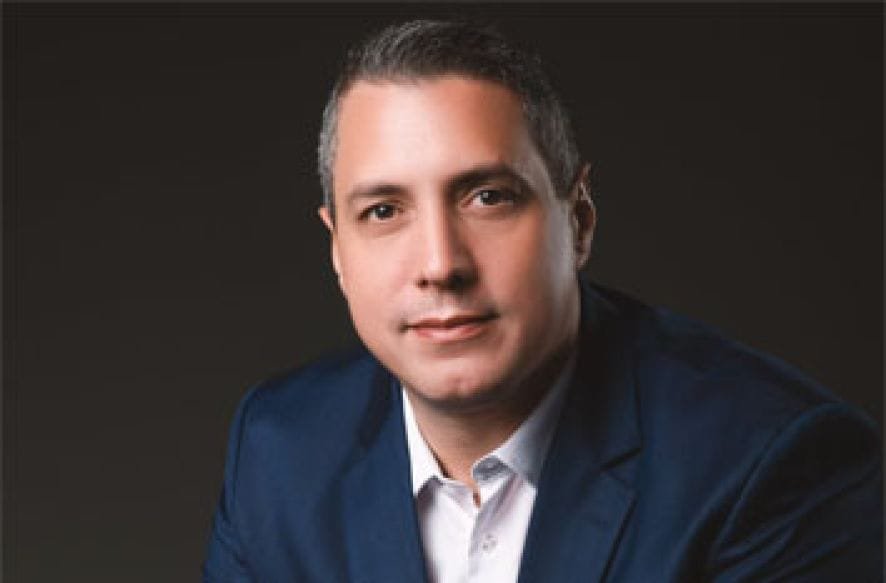 A crise não derruba o candidato. Ela abala o eleitor