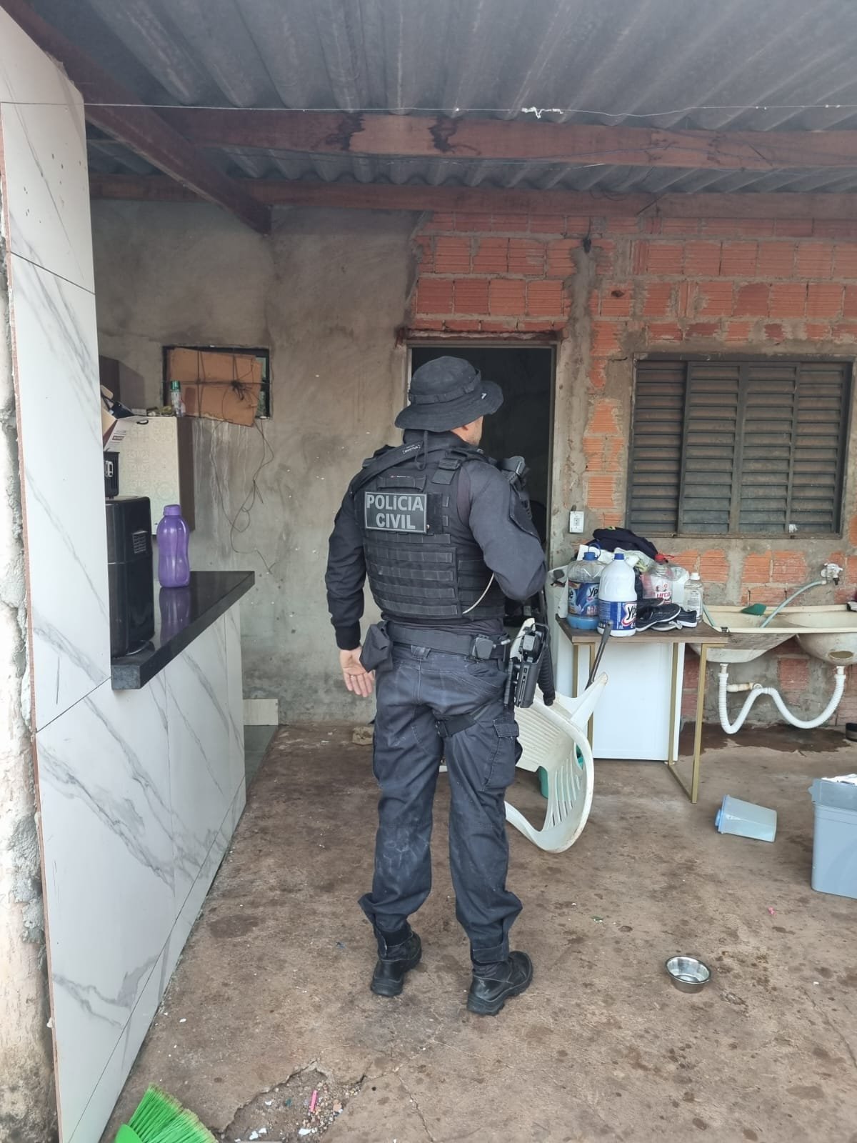 Polícia Civil desmancha quadrilha especializada em furto de componentes eletrônicos de caminhões