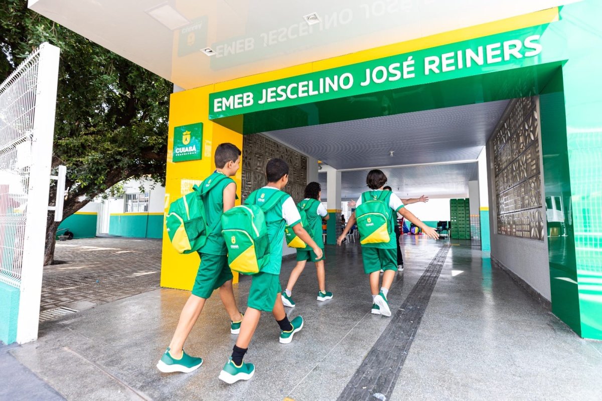 Retorno às aulas: 60 mil alunos da rede municipal voltam em julho com dicas para evitar trânsito caótico