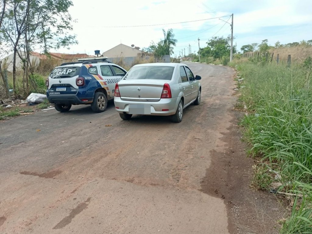 Operação da Polícia Militar prende cinco suspeitos de roubo e recupera veículo em Cuiabá