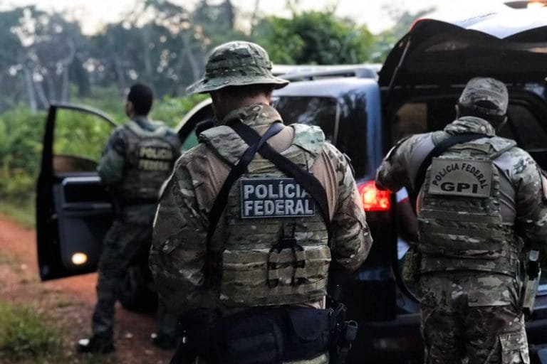 Polícia Federal apreende 500 quilos de cocaína em pista clandestina em Mato Grosso