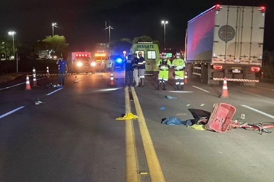 Ciclista de 71 anos morre atropelado na BR-364 em Várzea Grande; motorista abandona vítima e desaparece
