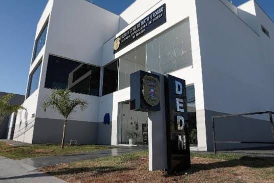 Homem é preso em Cuiabá por violar medida protetiva e ameaçar ex-companheira