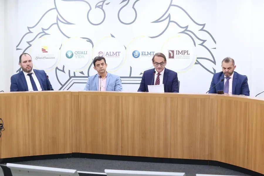 Secretário de Saúde de MT explica uso de R$ 1,9 bilhão em pagamentos indenizatórios para UTI e home care