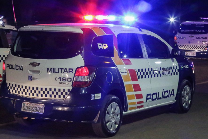 Homem é agredido com barra de ferro durante sono após desentendimento em Mato Grosso