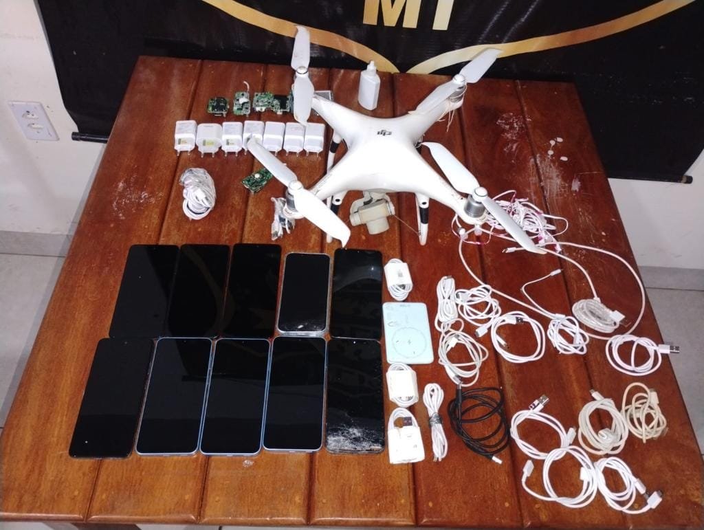 Penitenciária de Rondonópolis apreende drone e celulares em operação de segurança noturna