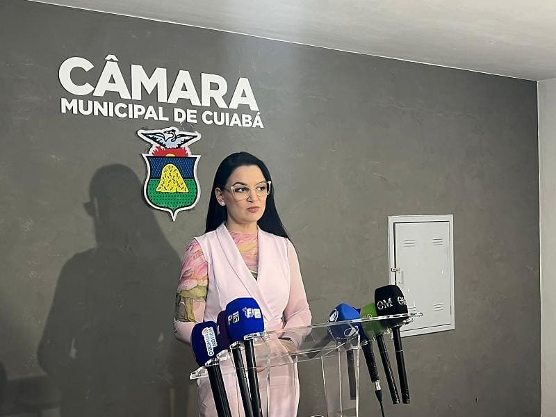 Samantha Iris ironiza promessas de Lula e acusa esquerda de estratégia de medo na campanha