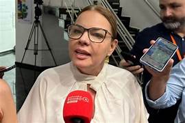 Paula Calil Defende sua Candidatura à Presidência da Câmara de Cuiabá e Afirma: 'Novato Também Tem Condições de Liderar'"