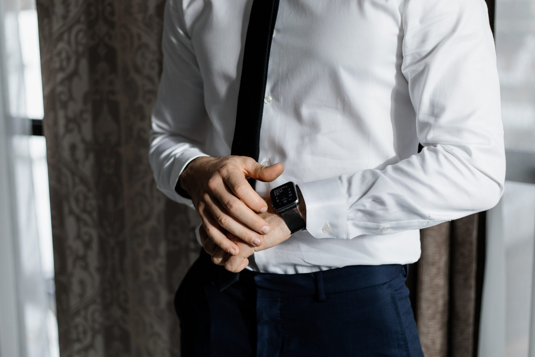 PJ pode ir embora do trabalho a hora que quiser? Entenda