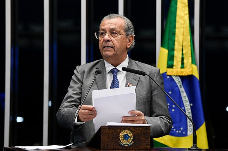 Senador deve deixar União Brasil ao término das eleições municipais de 2024