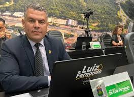 Vereador Dr. Luiz Fernando reconhece dificuldades em confronto político com prefeito Emanuel Pinheiro
